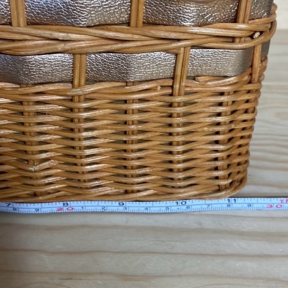 Kate spade rattan and gold woven purse - Picture 8 of 9